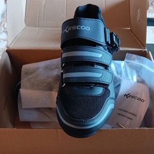 KESCOO CYCLING SHOES